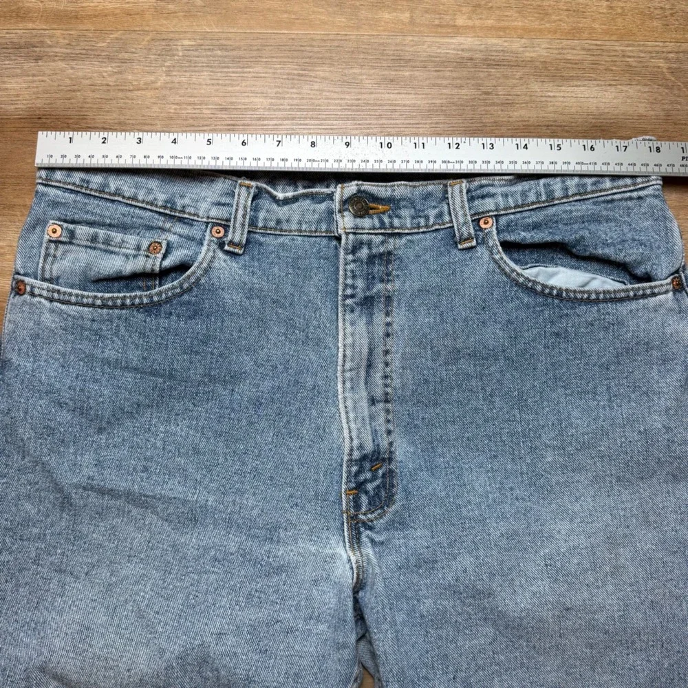 Vintage Levi's 550 Denim Shorts Men 36 Relaxed Fit Stone Wash Made USA Jorts 90s